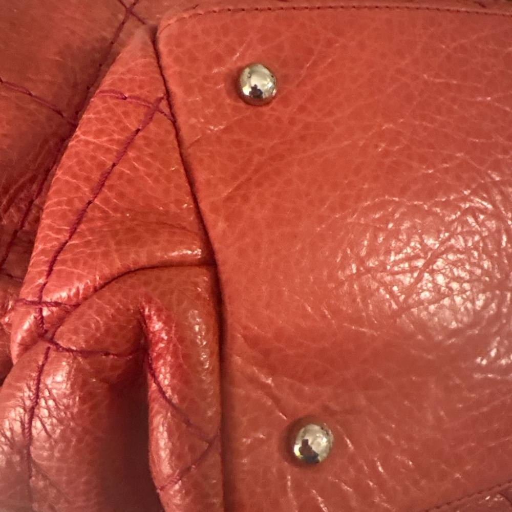 Chanel Quilted Cavier handbag - Picture 5 of 10